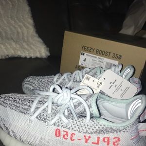 Meet your Posher, Amaya